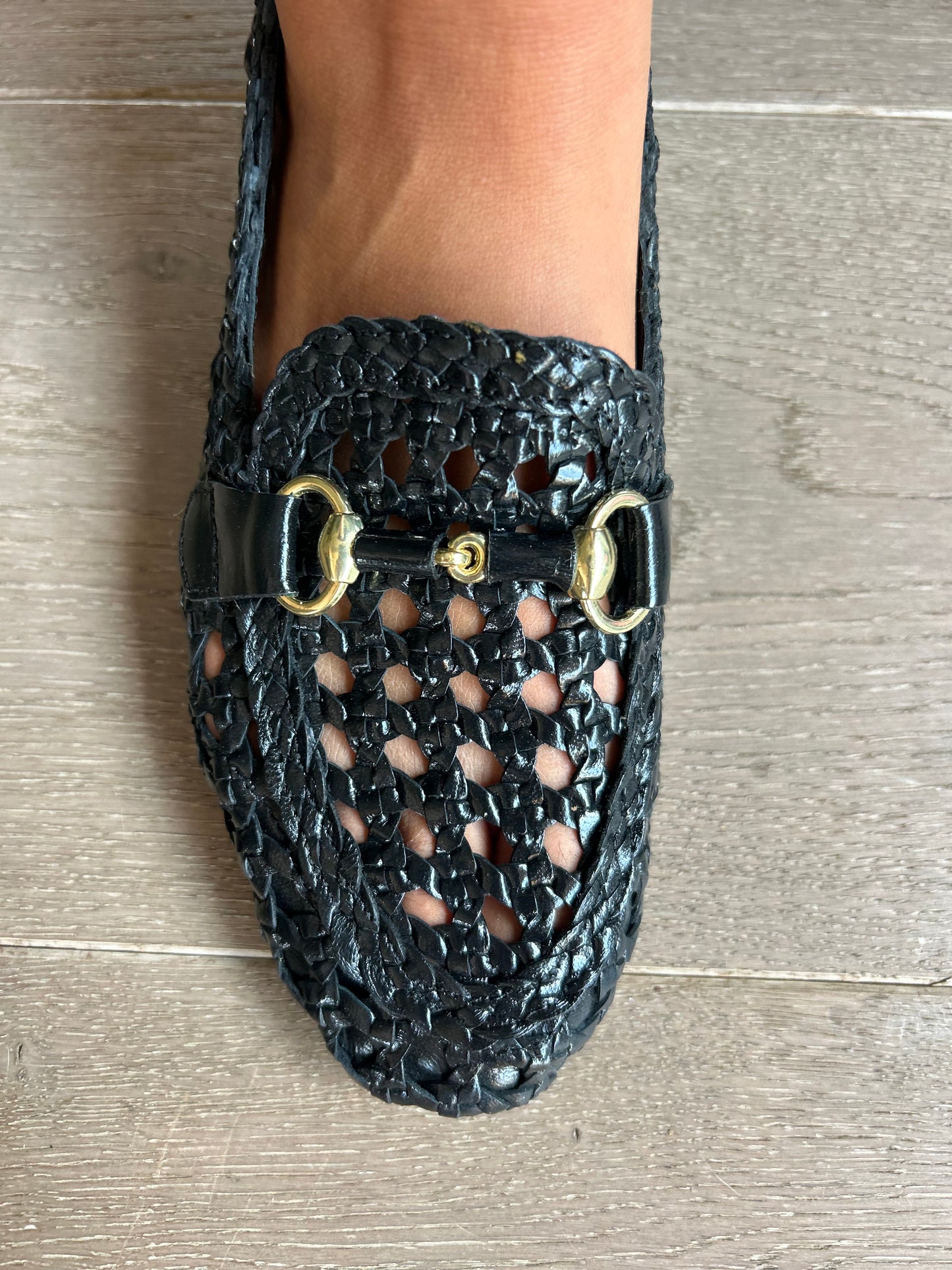 Mocassin ajouré en cuir noir – Coco & Abricot
