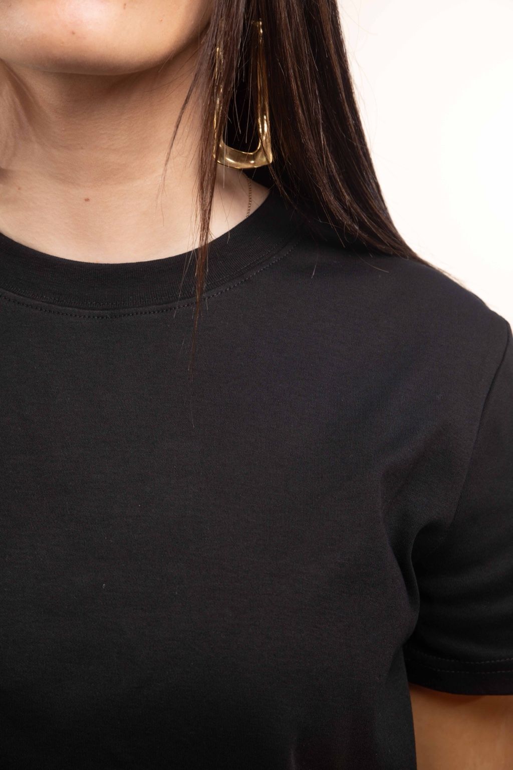 T.shirt noir l’essentiel