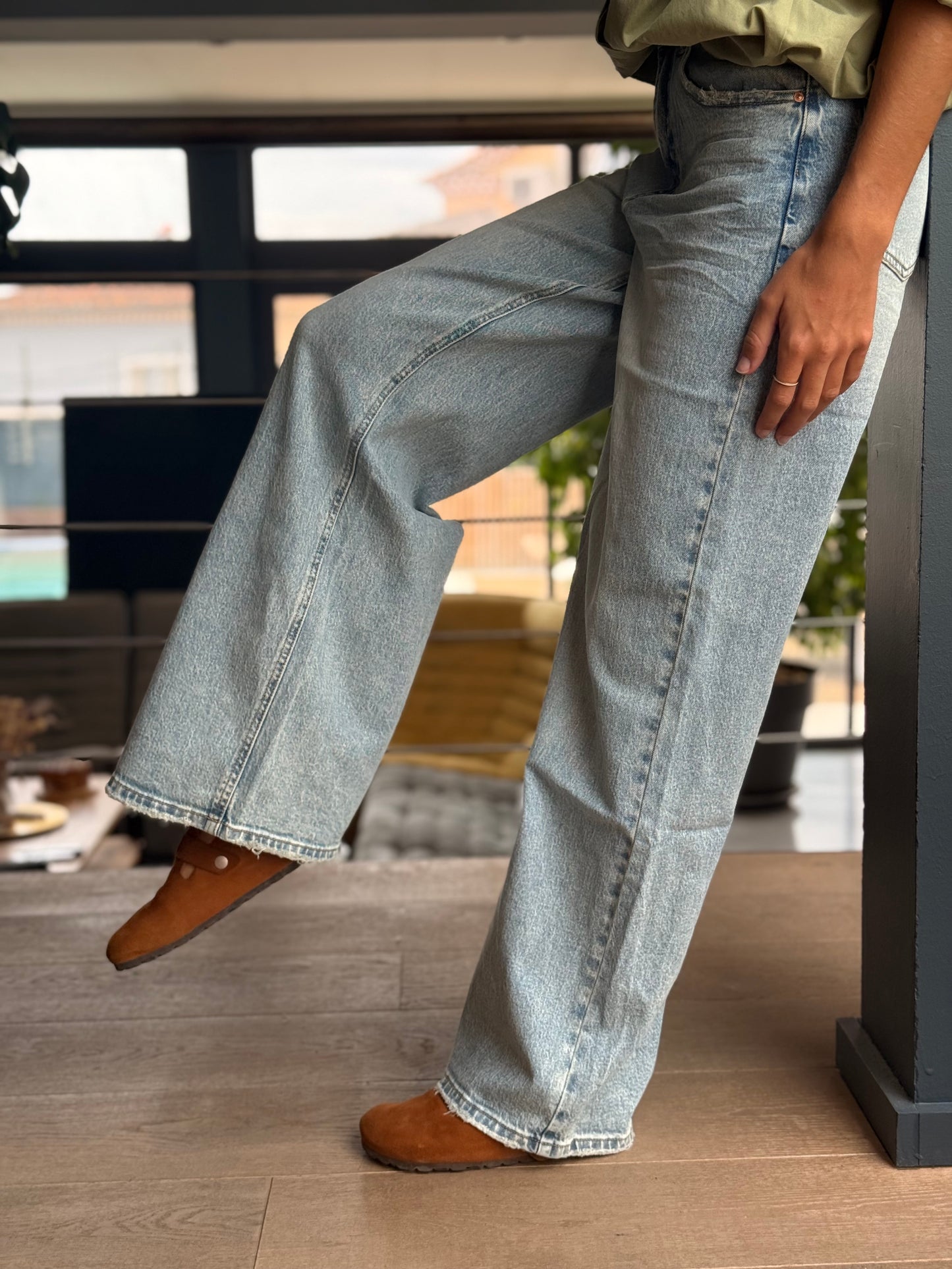 Jean large taille haute – Bleu délavé