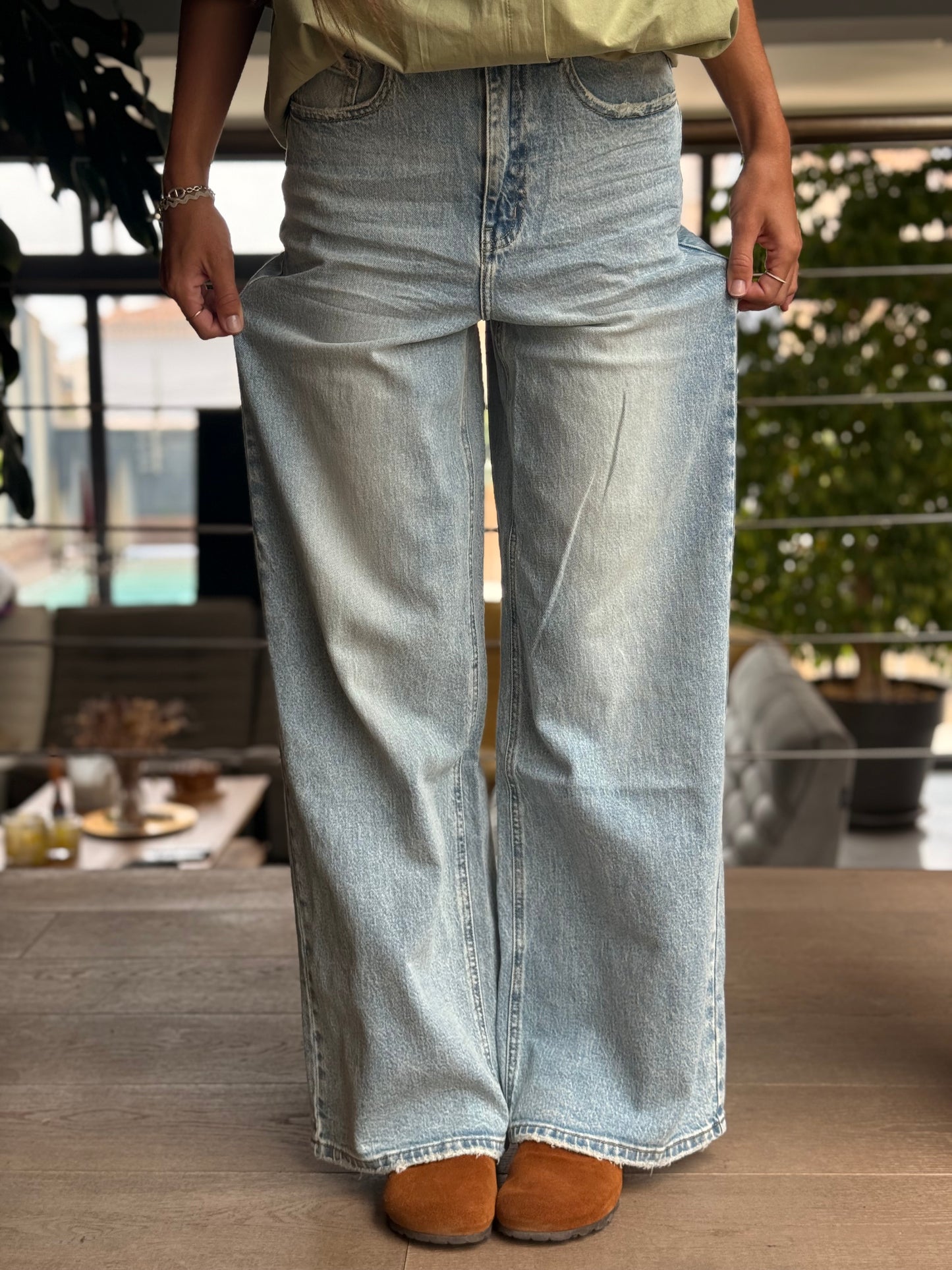 Jean large taille haute – Bleu délavé