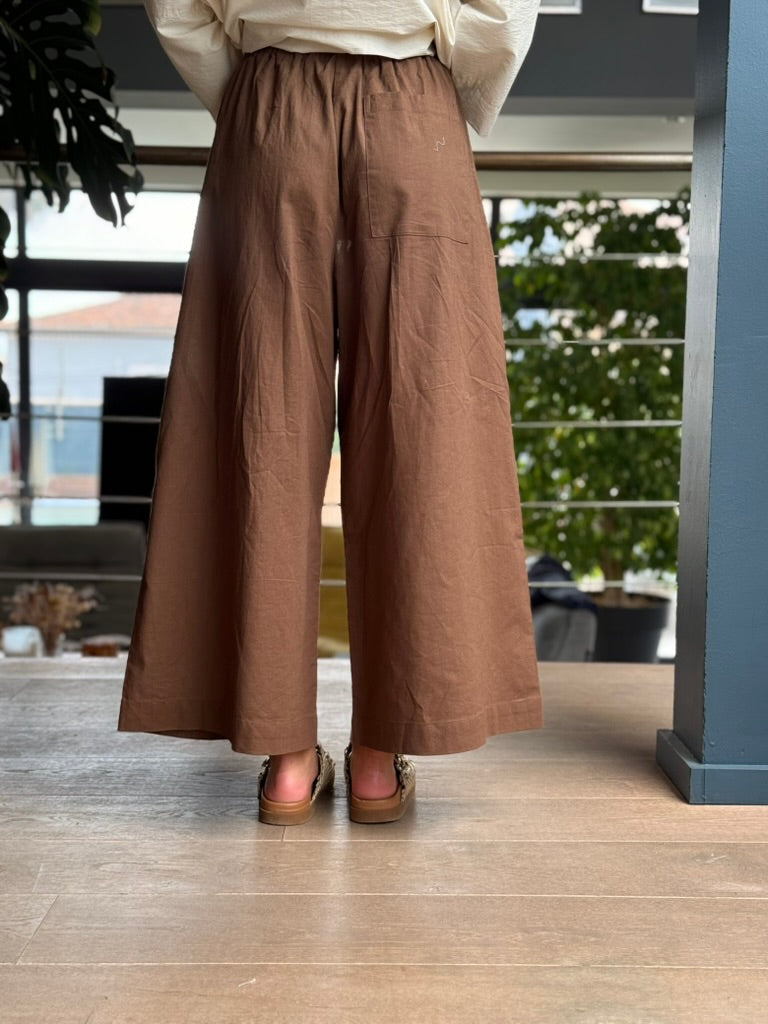 Pantalon chocolat ultra fluide – Coton & ramie