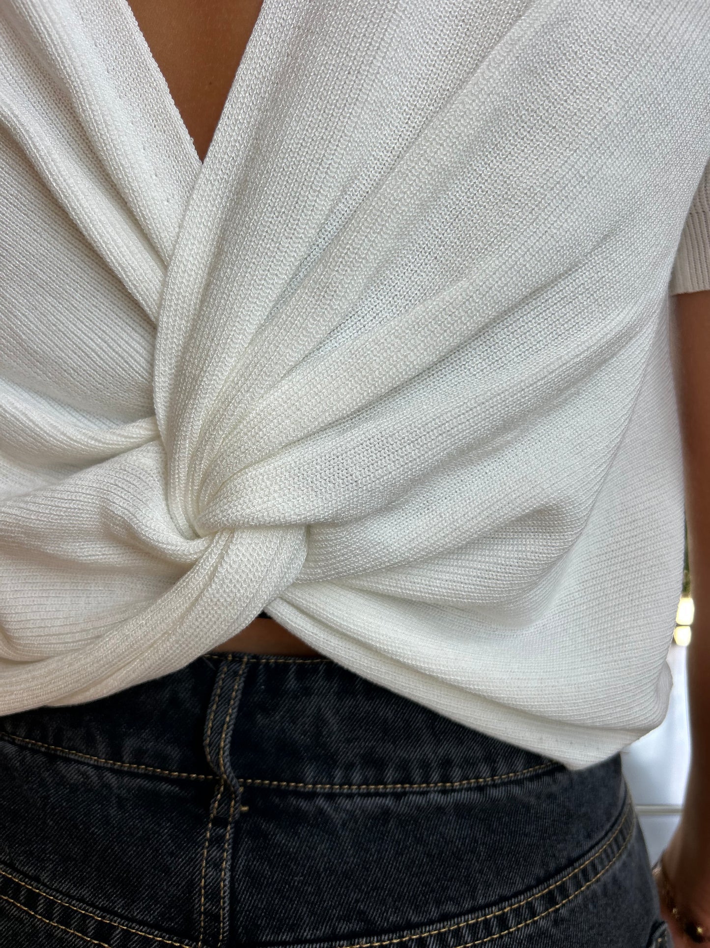 Top dos twisté – Blanc crème