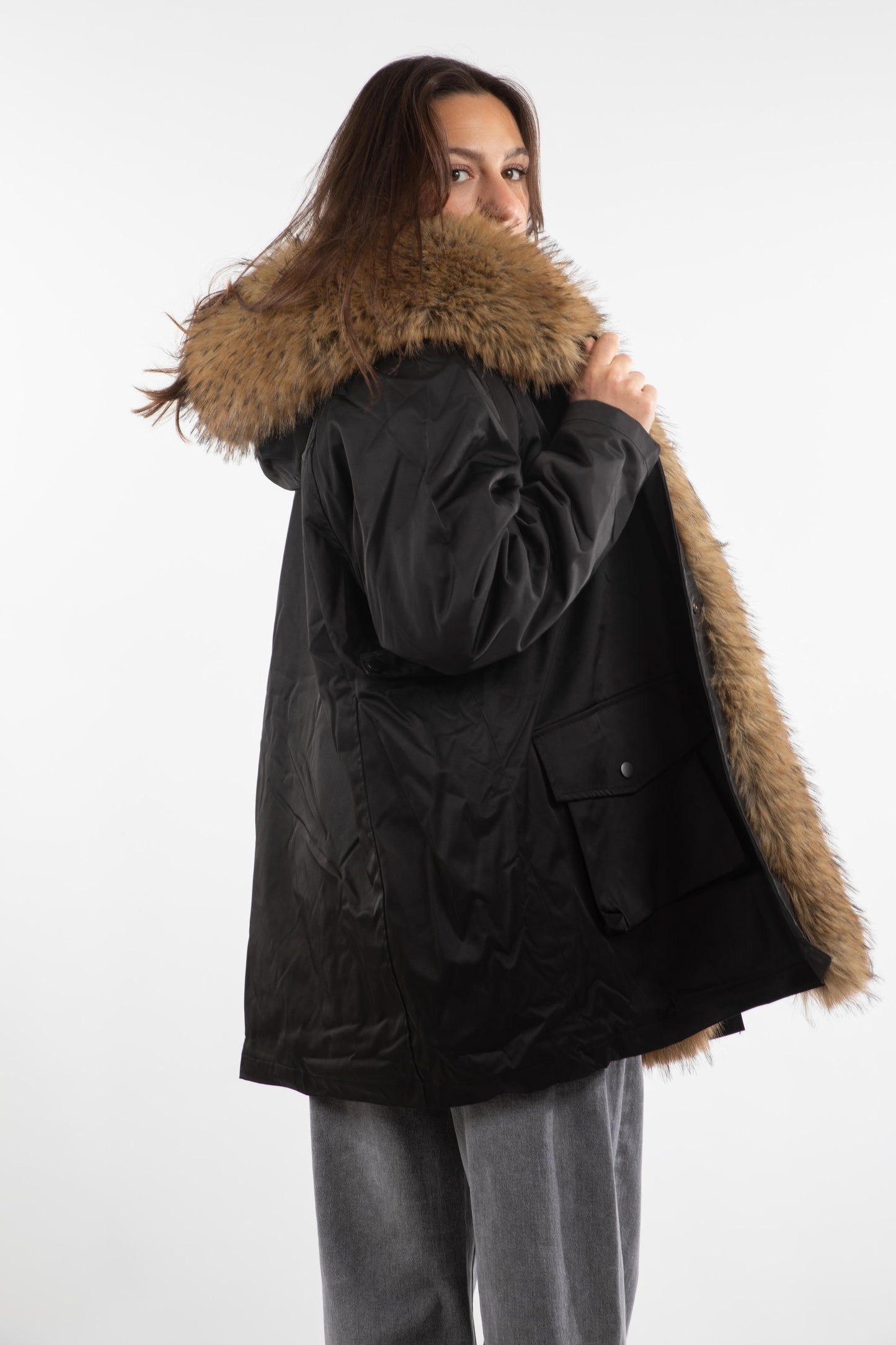 Manteau fourrure noir opale