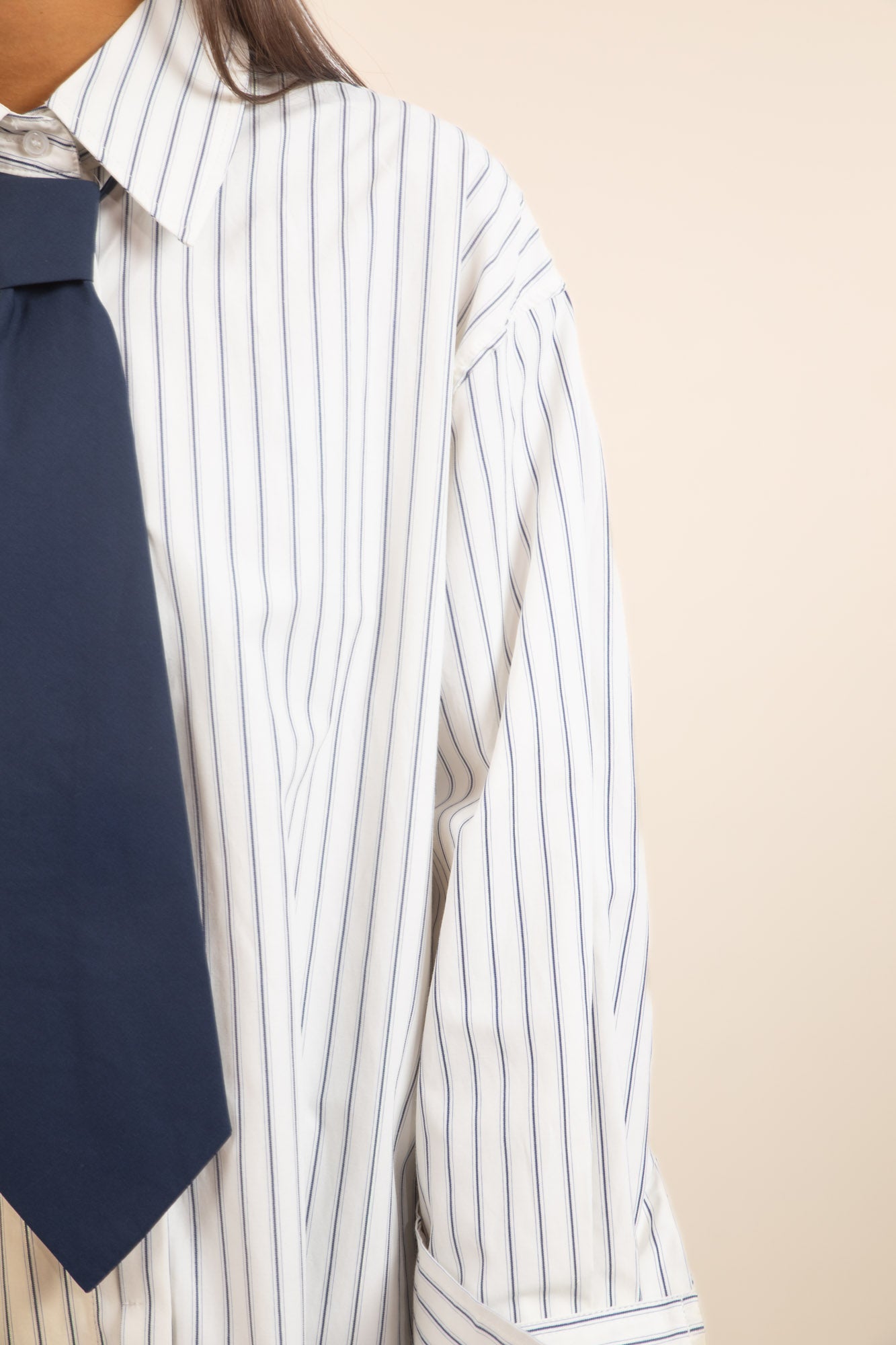 Chemise rayée avec cravate Julia