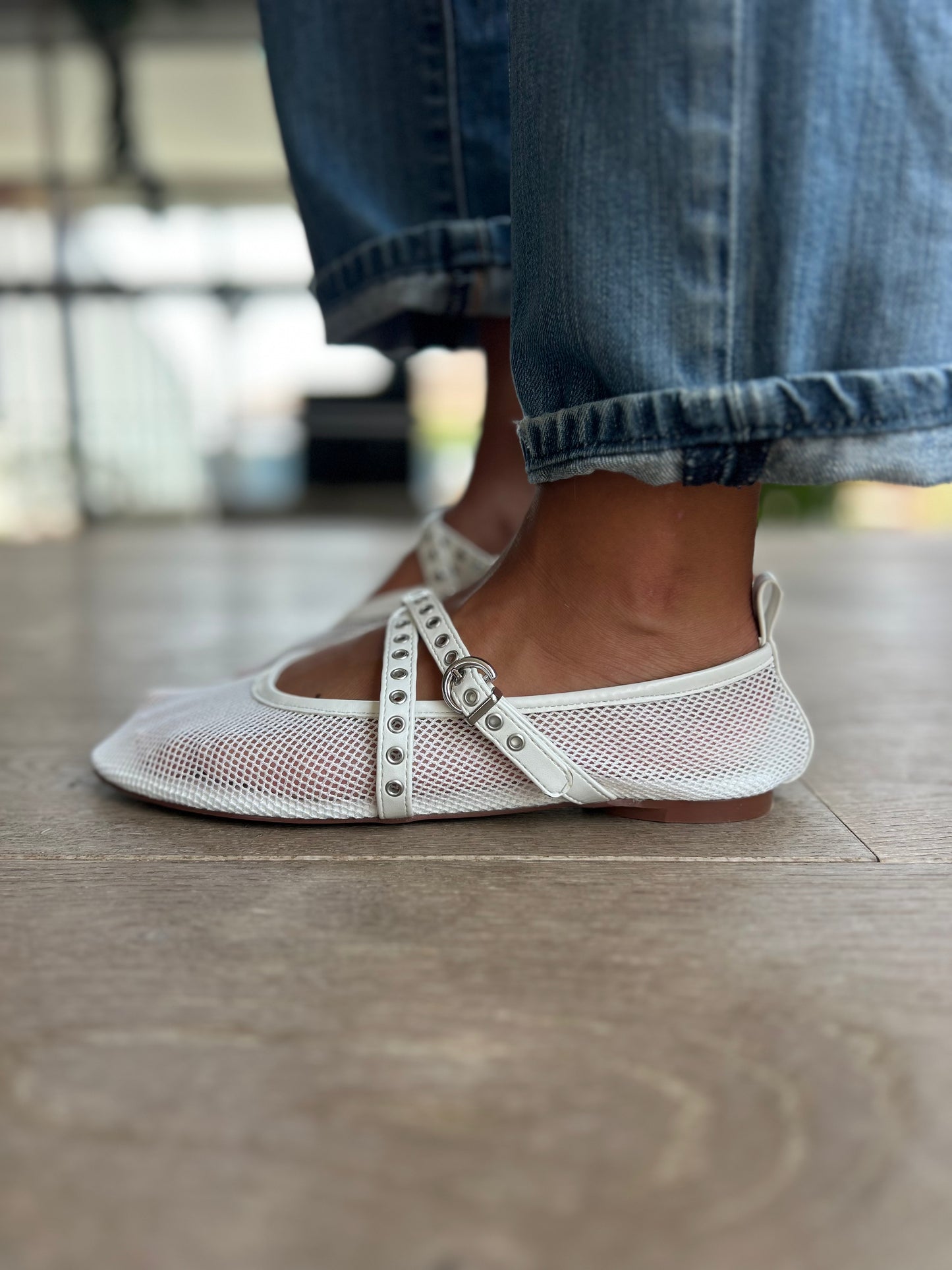 Ballerines blanches ajourées