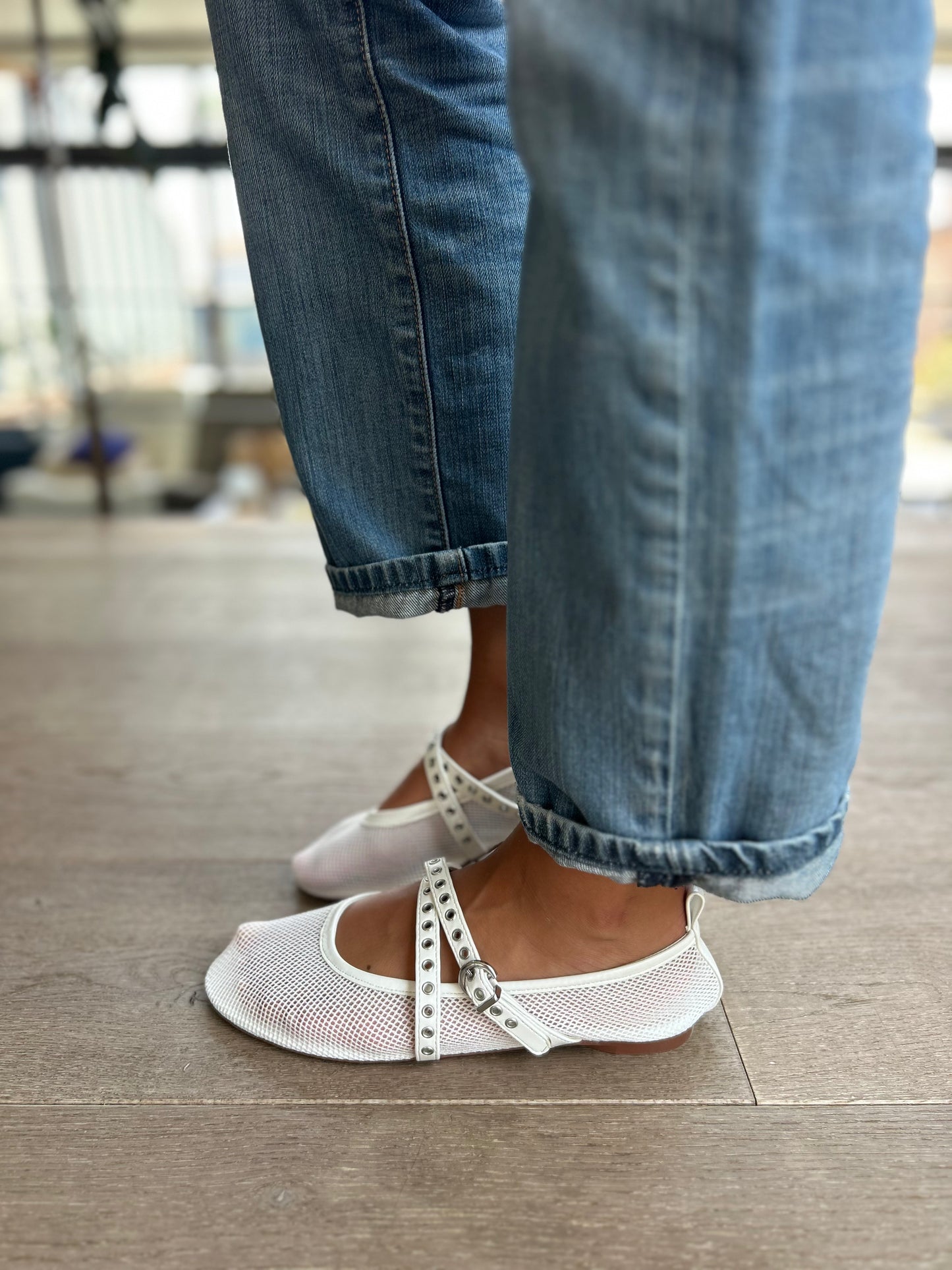 Ballerines blanches ajourées