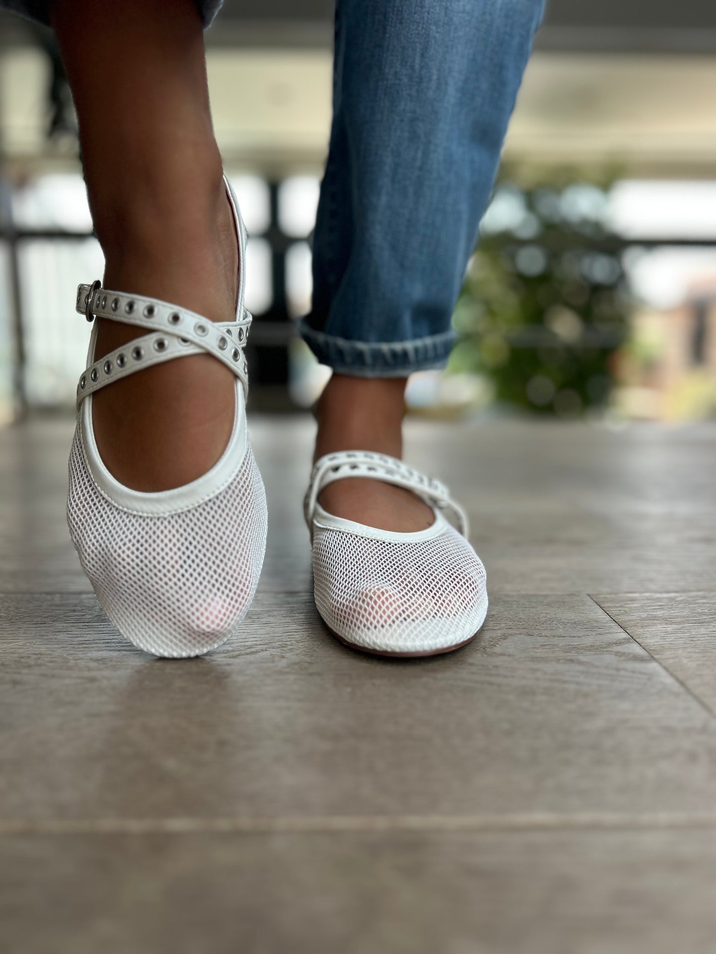 Ballerines blanches ajourées