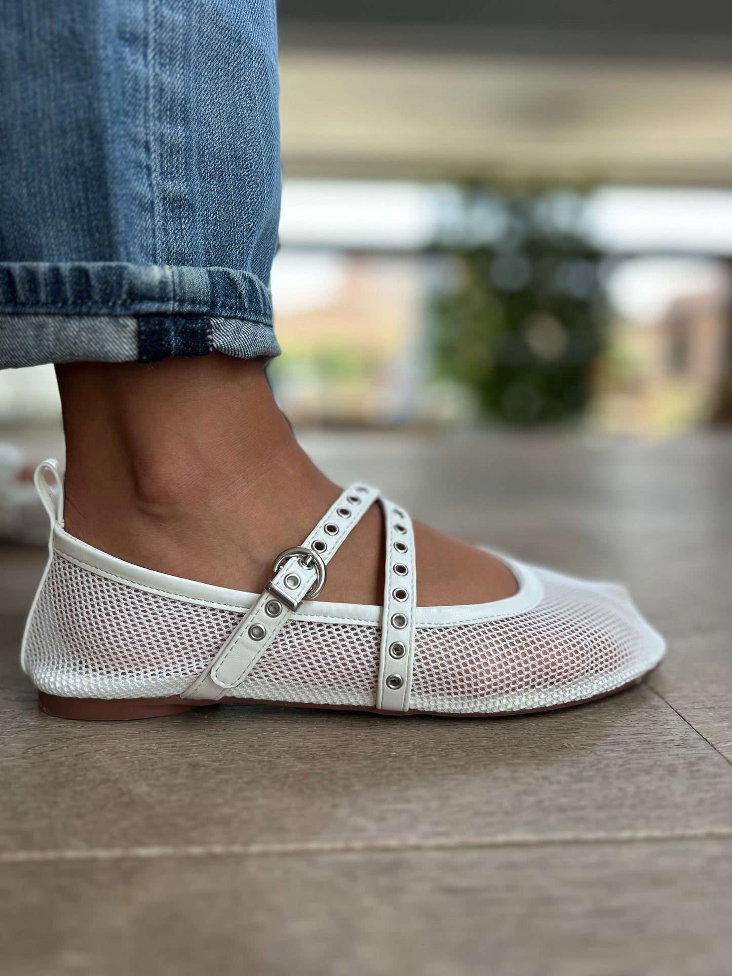 Ballerines blanches ajourées