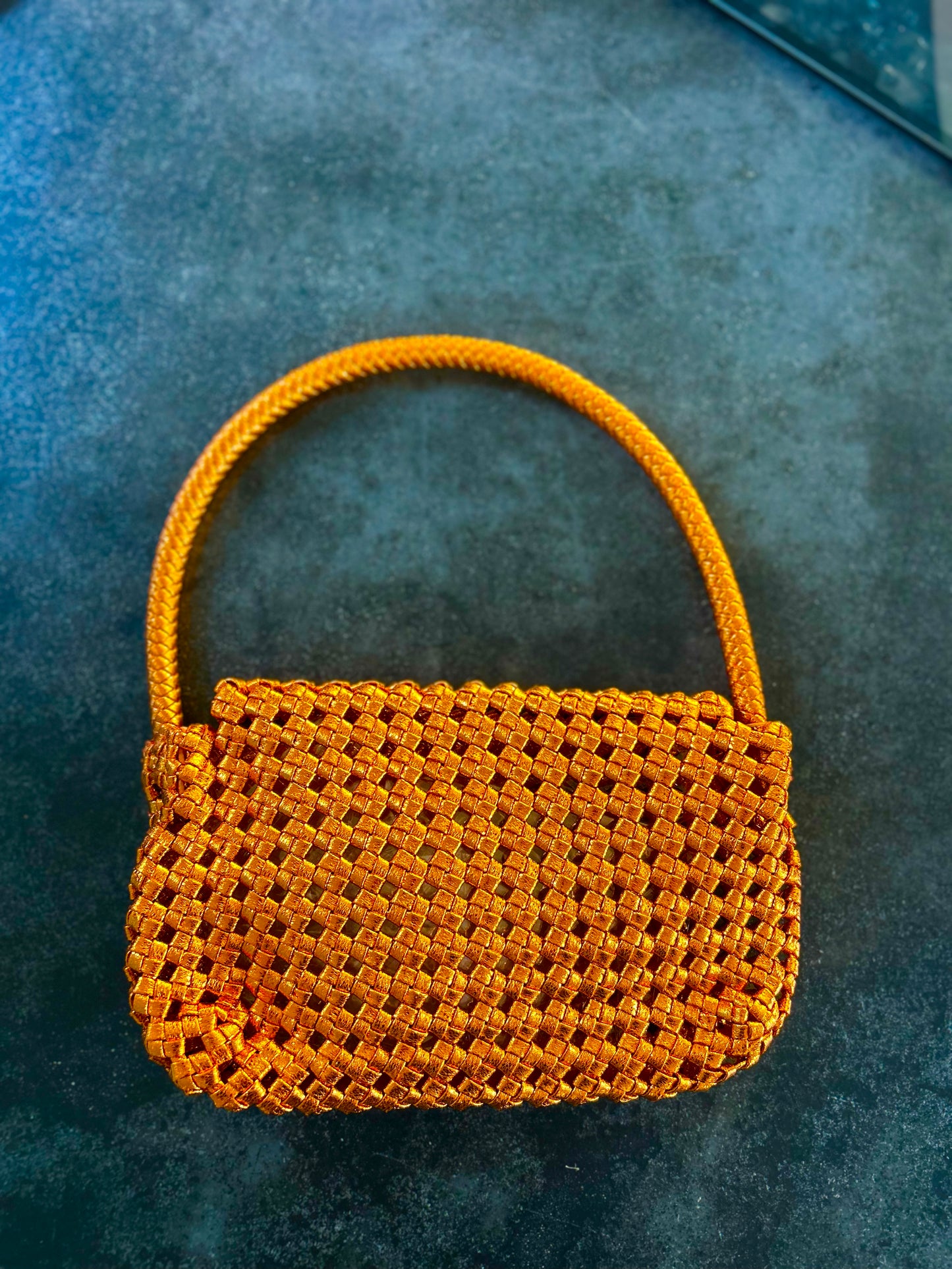 Mini sac tressé - orange irisée