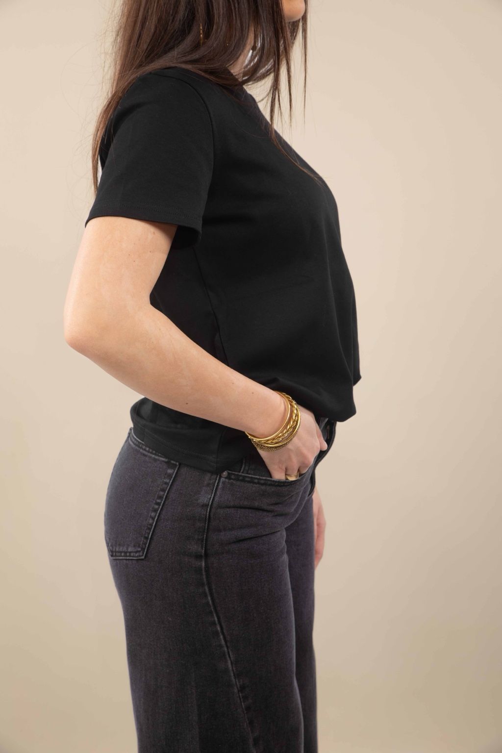 T.shirt noir l’essentiel