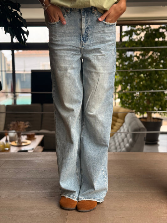 Jean large taille haute – Bleu délavé