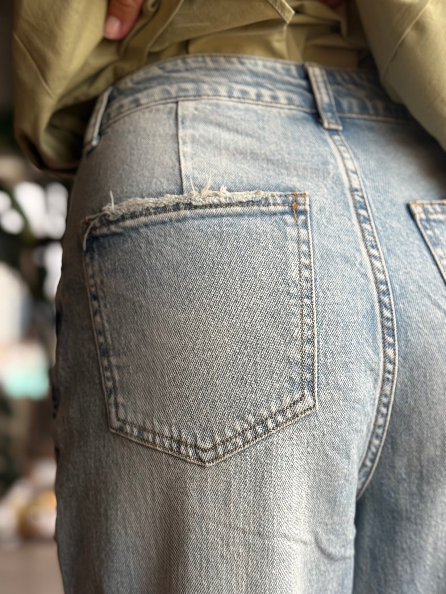 Jean large taille haute – Bleu délavé