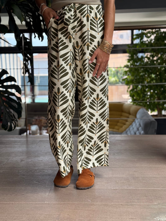 Pantalon fluide imprimé – ceinture à nouer & coupe décontractée