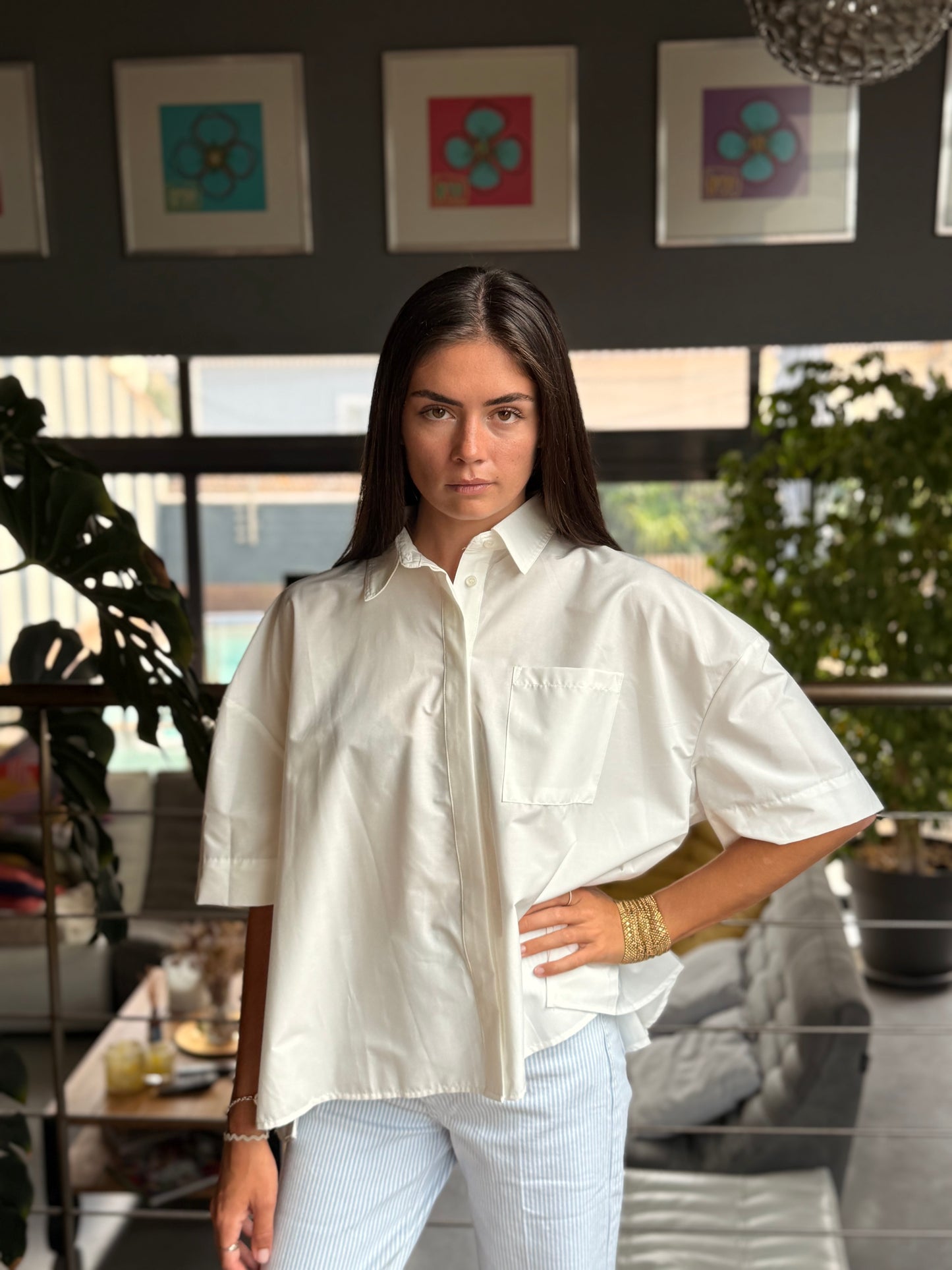 Chemise plissée – dos structuré et silhouette fluide