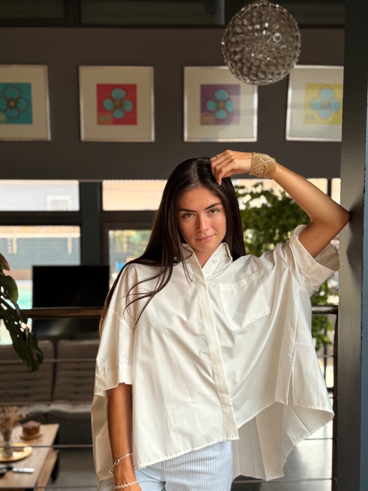 Chemise plissée – dos structuré et silhouette fluide